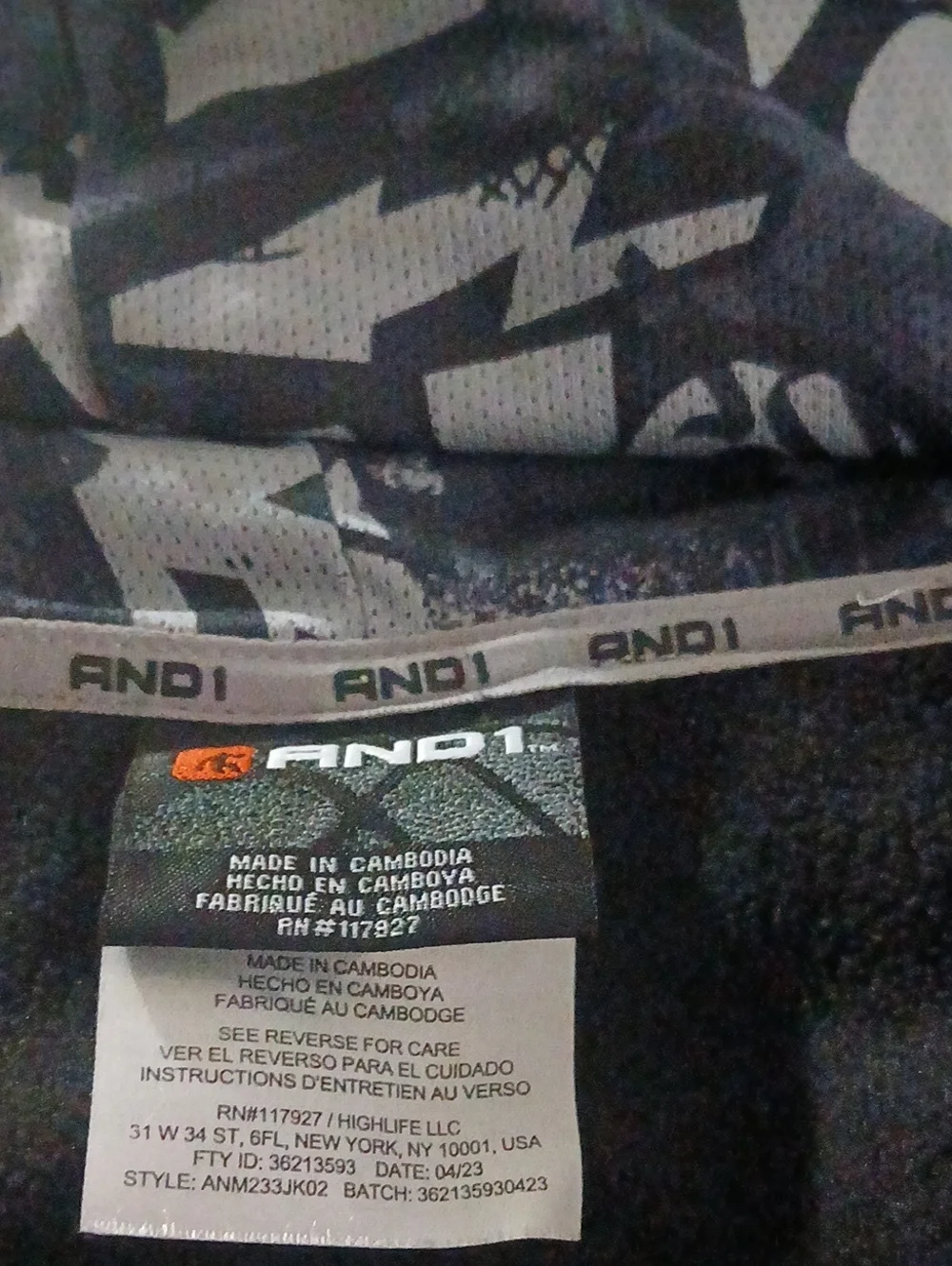And1 sleek black
